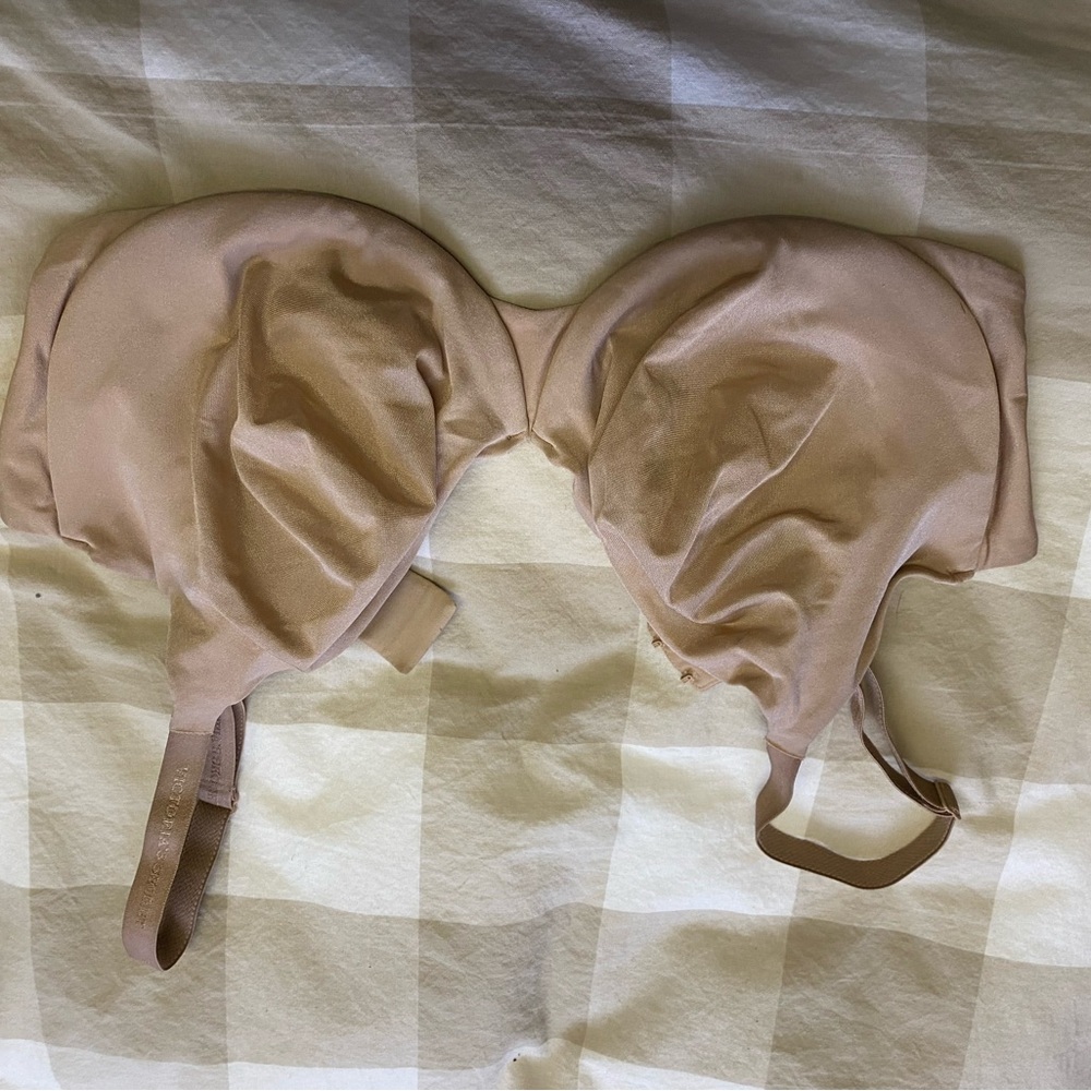 Women's Tan Strapless Bra